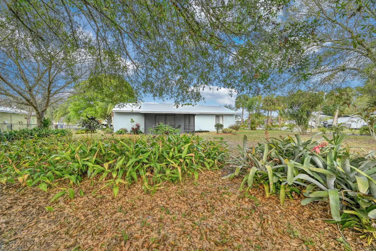 Z63_8681 at 1765 24th Place, Vero Beach