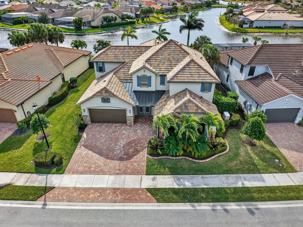5-web-or-mls-DJI_20260121105503_0471_D at 114 Indigo River Point, Jupiter
