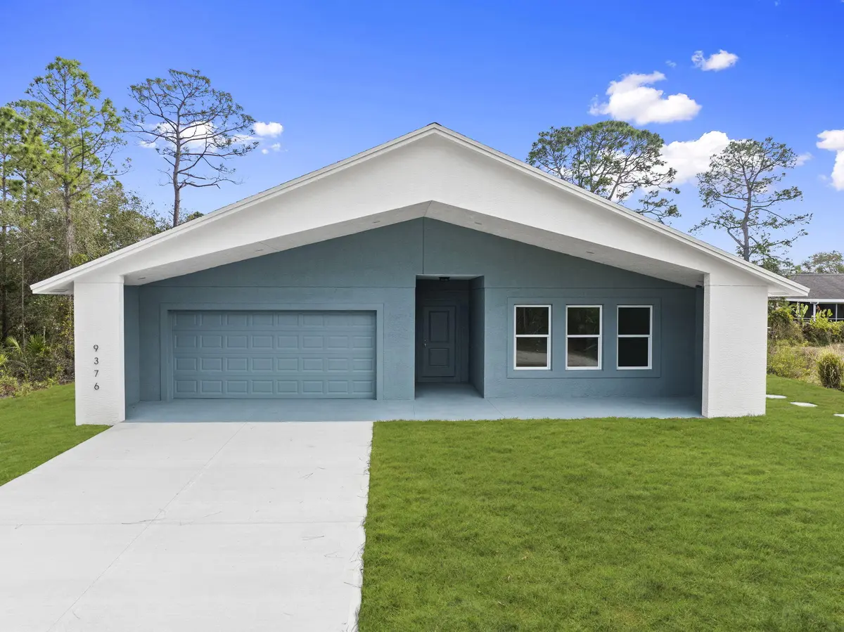 Front at 9376 103rd Court, Vero Beach