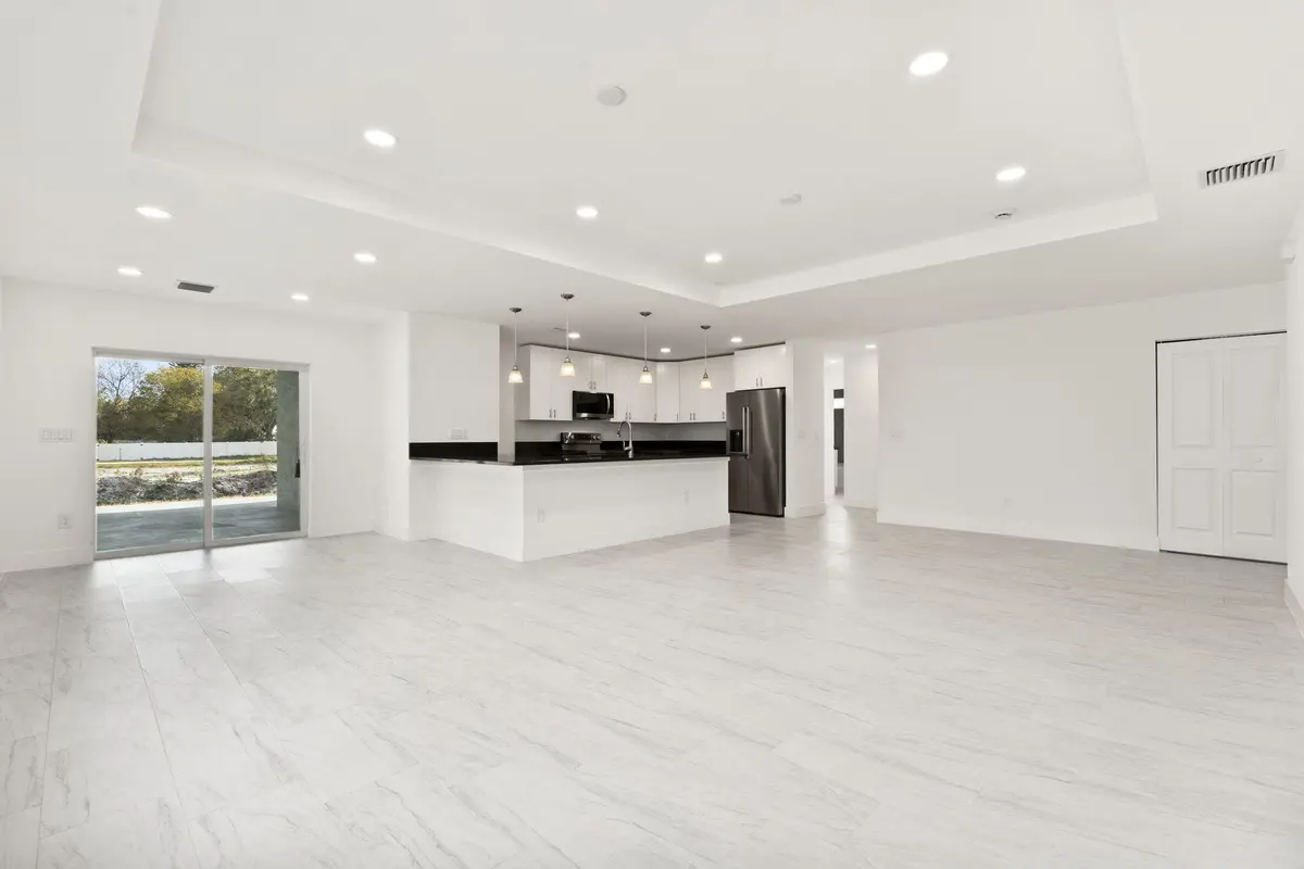 Kitchen Living at 9376 103rd Court, Vero Beach