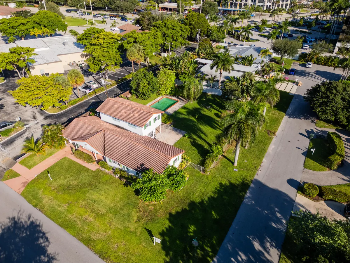 drone 11st at 233 NE 11th Street, Boca Raton
