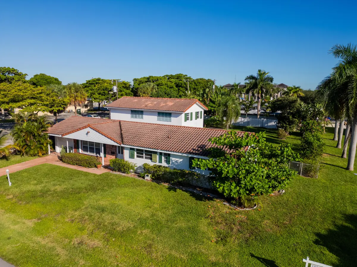 drone 11st 3 at 233 NE 11th Street, Boca Raton