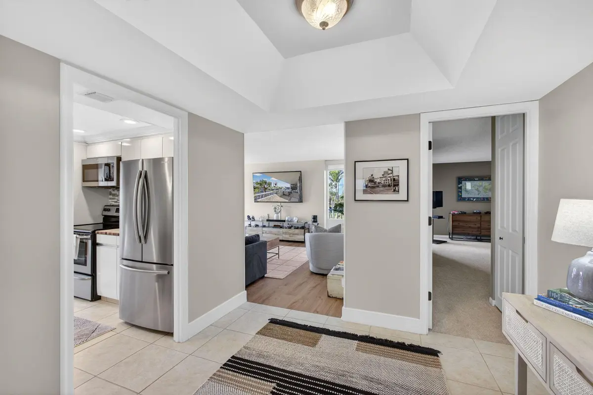 1-web-or-mls-5D1A2919 at 5510 N Ocean Drive 2d, Singer Island
