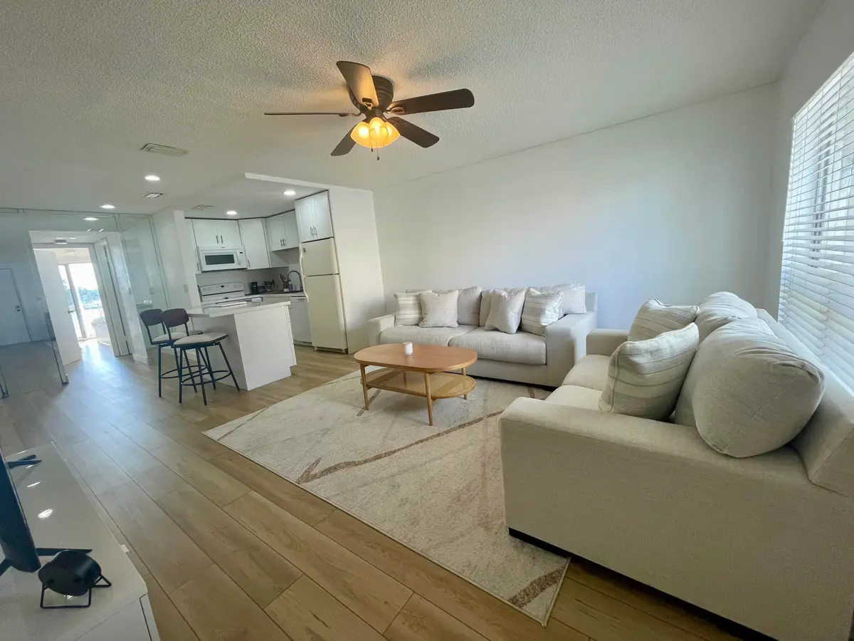 IMG_5025 at 1100 Crystal Lake Drive 207, Deerfield Beach