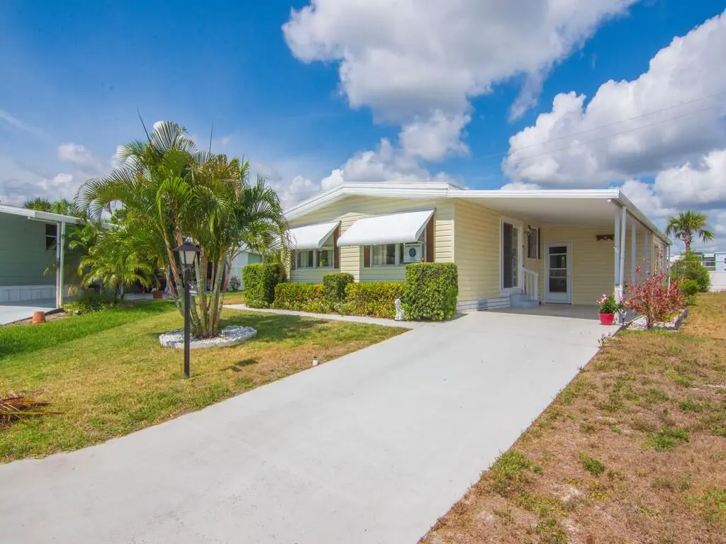 Resized002 at 196 NE Emerald Drive, Jensen Beach