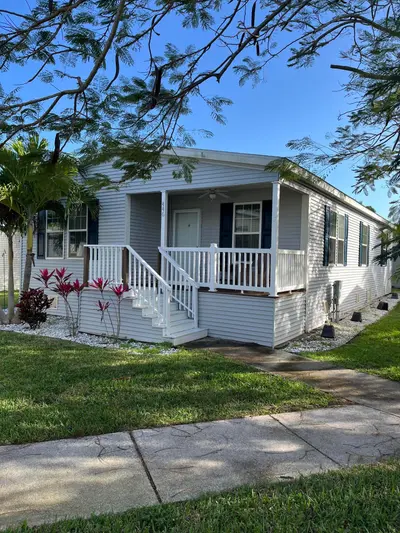 2555 Pga Boulevard 446, Palm Beach Gardens – Manufactured Home for sale