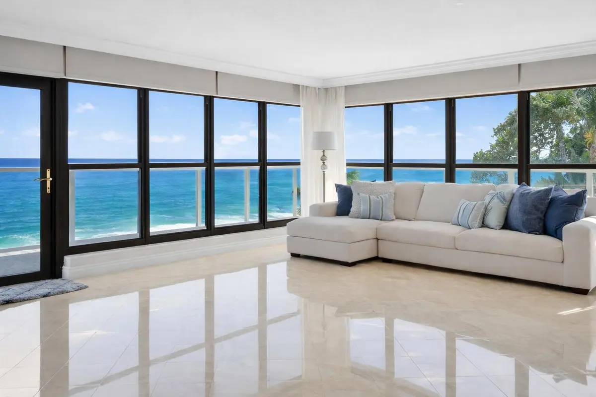 01 Direct Ocean View at 4605 S Ocean Boulevard 3a, Highland Beach