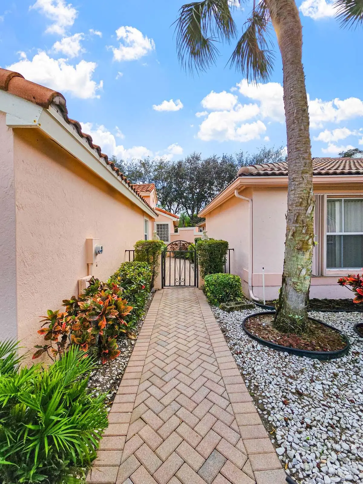 WALKWAY at 5178 Pelican Cove Drive, Boynton Beach