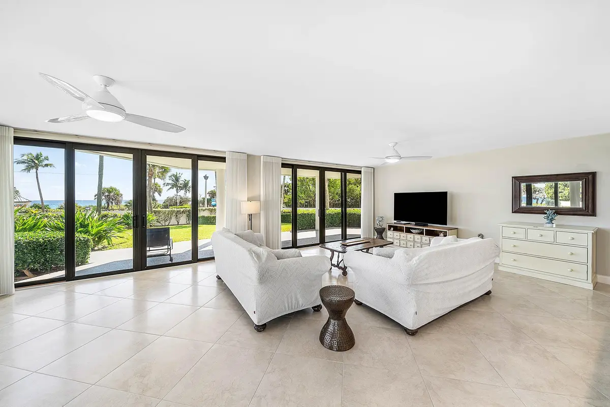 008-120SouthOceanBoulevard-1A-DelrayBeac at 120 S Ocean Boulevard 1a, Delray Beach