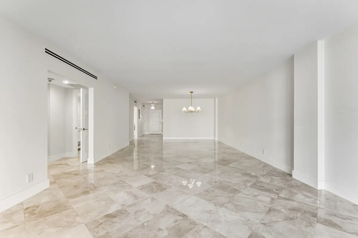 100 Worth Ave 308 Palm Beach-12 at 100 Worth Avenue 308, Palm Beach