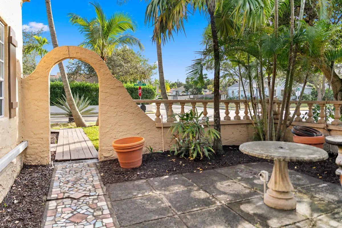 DSC03182 at 735 Colonial Road, West Palm Beach