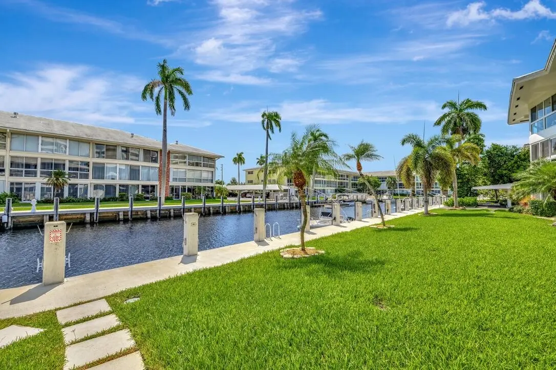 Electric and Water Available at 3050 NE 48th Street 107, Fort Lauderdale
