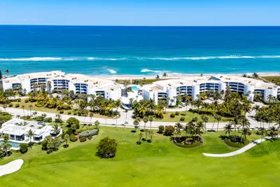 2001 SE Sailfish Point Boulevard 313, Stuart – Condominium for sale