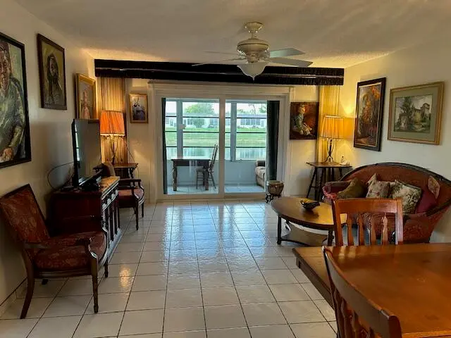 Livingroom at 225 Lake Meryl Drive, West Palm Beach