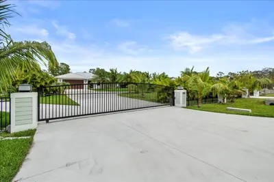 12875 157th Street, Jupiter – Single Family Residence for sale