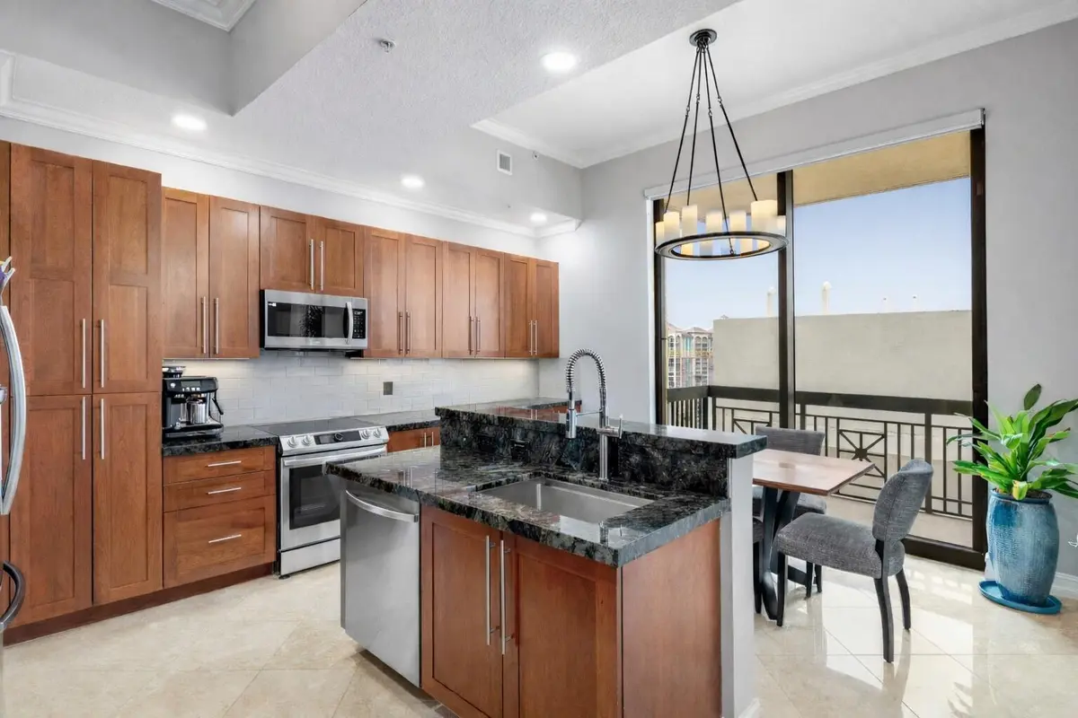 Large Eat-In Kitchen at 701 S Olive Avenue 1524, West Palm Beach
