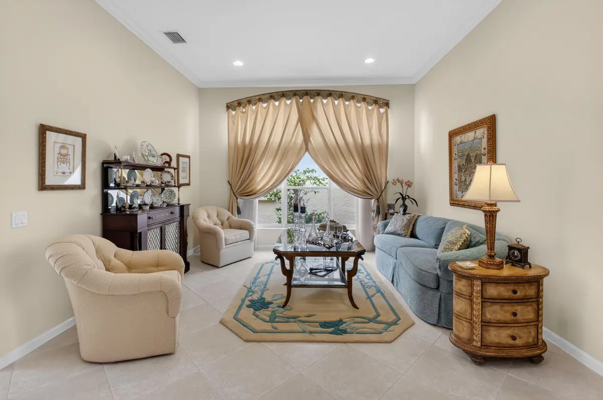 LIVING ROOM at 7237 Morocca Lake Drive, Delray Beach