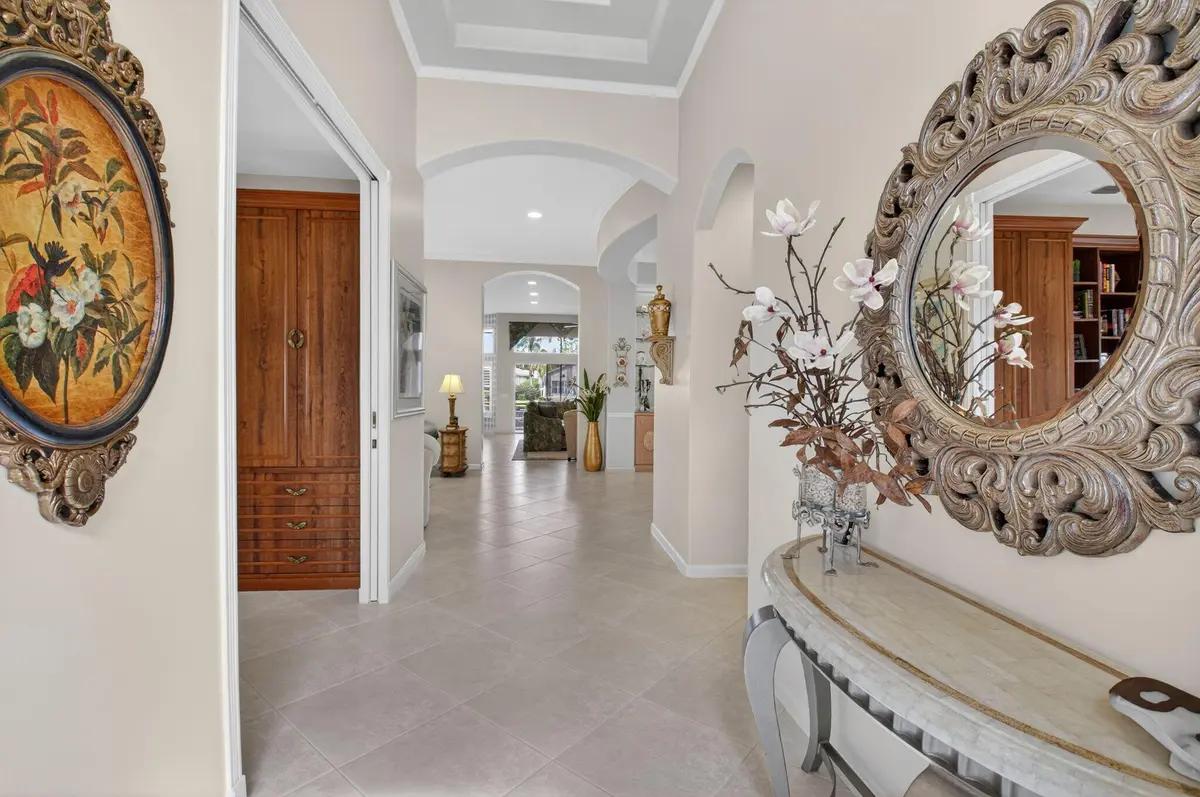 ENTRY at 7237 Morocca Lake Drive, Delray Beach