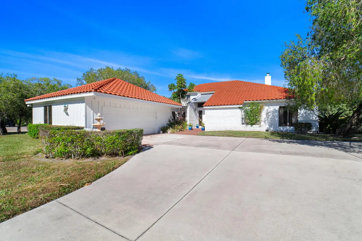 _DSC5101-1 at 3000 Conifer Drive, Fort Pierce