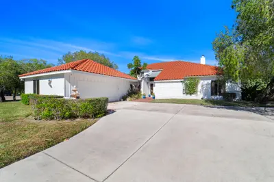 3000 Conifer Drive, Fort Pierce – Single Family Residence for sale