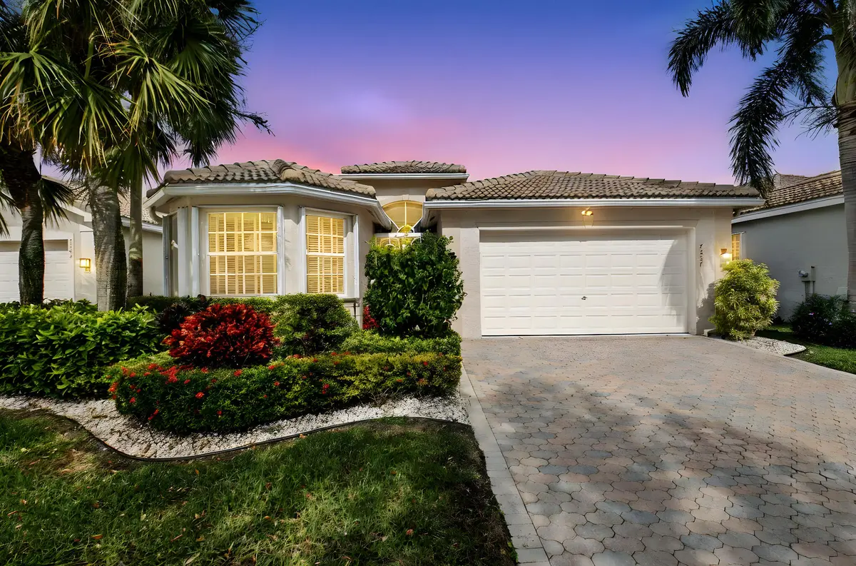 FRONT OF HOUSE at 7237 Morocca Lake Drive, Delray Beach