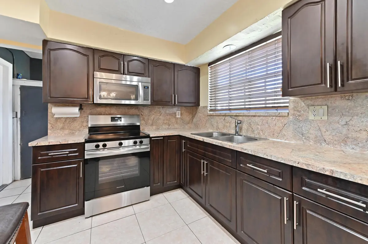 13 Kitchen 02 at 2991 SW 8th Street, Fort Lauderdale