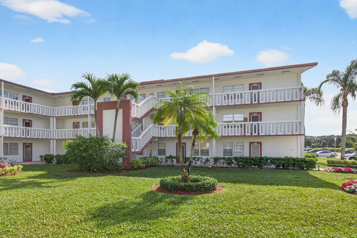 3-web-or-mls-DSC_6534 at 321 Fanshaw H, Boca Raton