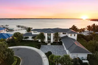 1271 NE Langford Lane, Jensen Beach – sold