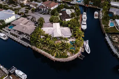 2311 NE 47th Street, Lighthouse Point – Single Family Residence for sale