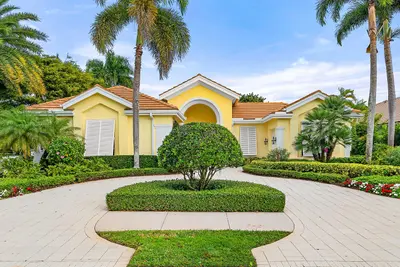 103 Pembroke Drive, Palm Beach Gardens – sold