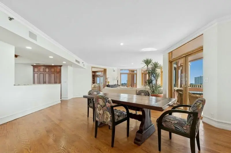 Open flexible floor plan at 300 SE 5th Avenue 6010, Boca Raton