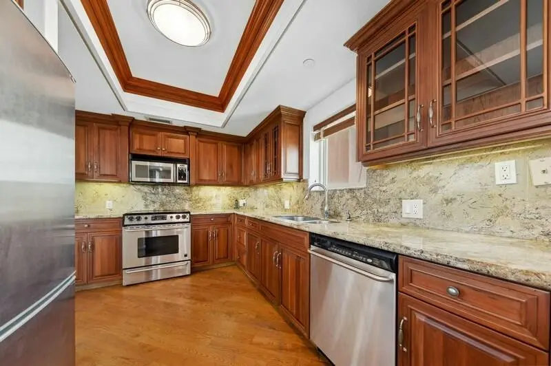 Kitchen at 300 SE 5th Avenue 6010, Boca Raton