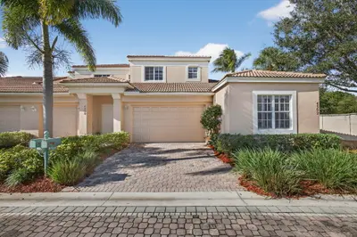 4502 Hickory Drive, Palm Beach Gardens – Townhouse for sale