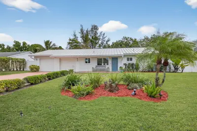 400 E Conference Drive, Boca Raton – sold
