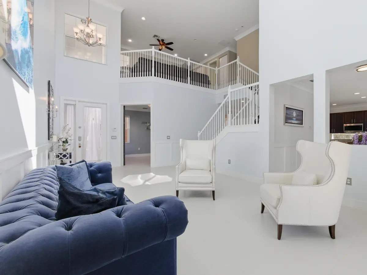 Living at 8228 Triana Point Avenue, Boynton Beach