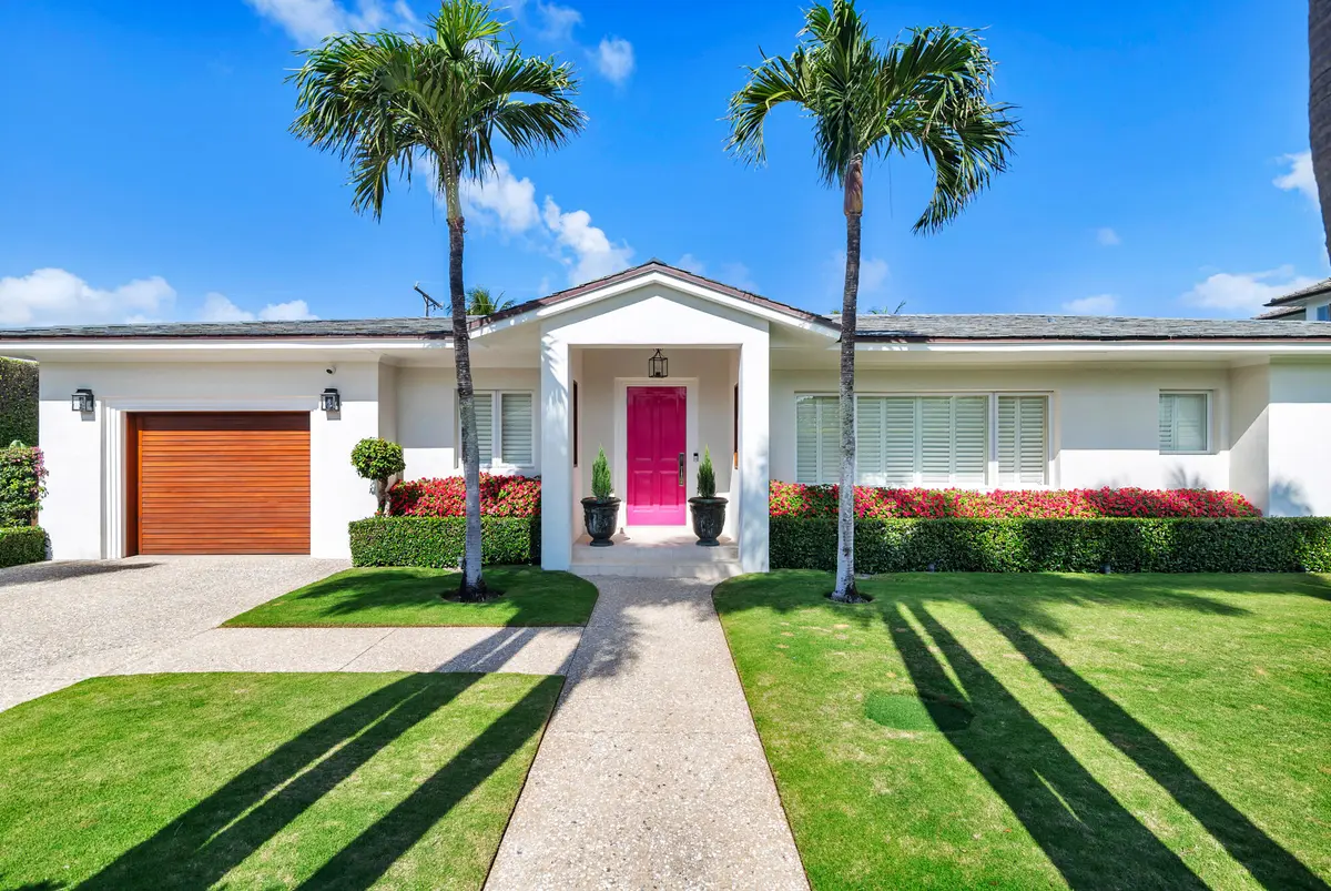 Entrance at 225 Jamaica Lane, Palm Beach