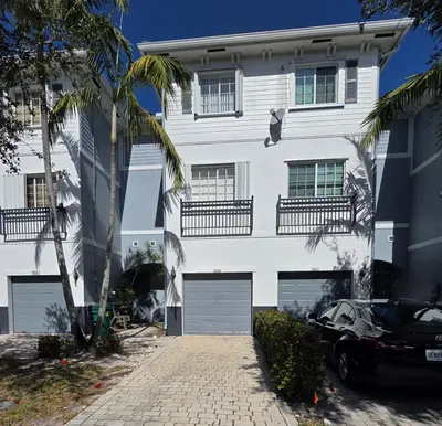 3589 NW 14th Court 3589, Lauderhill – Townhouse for sale
