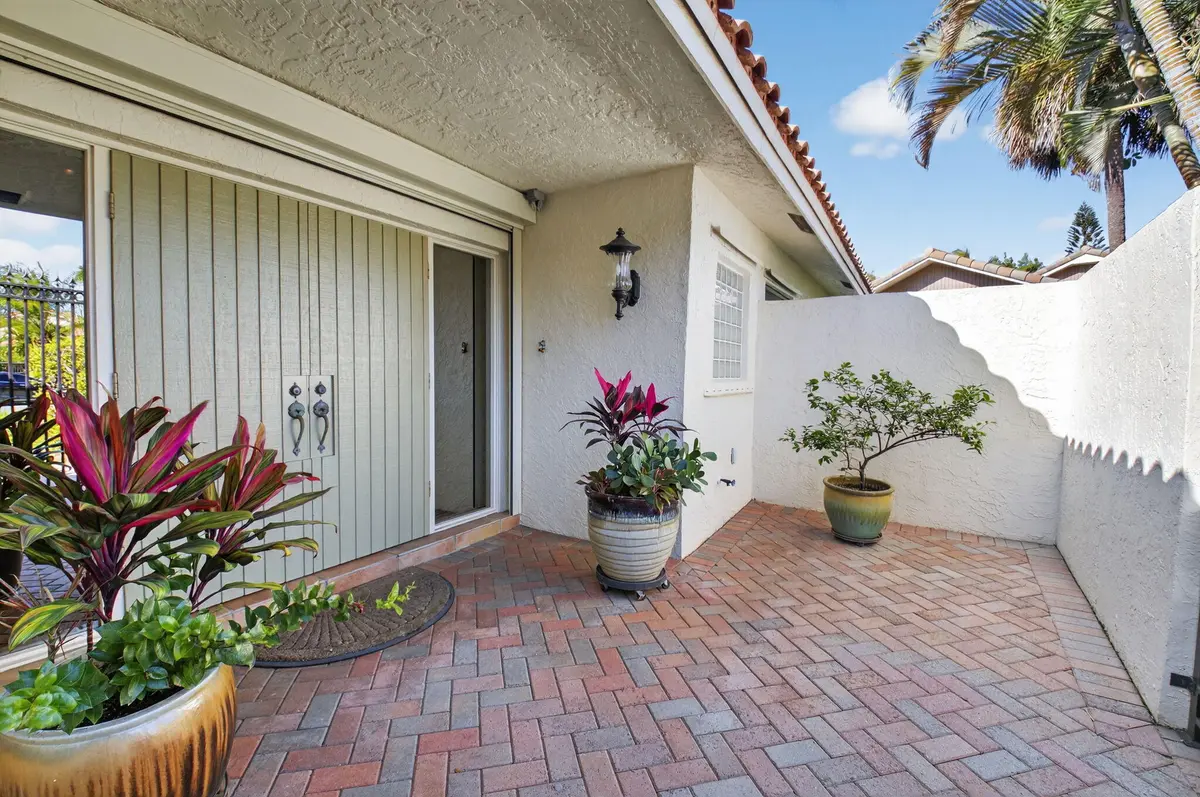 GATED WALLED ENTRY at 5470 NW 3rd Terrace, Boca Raton