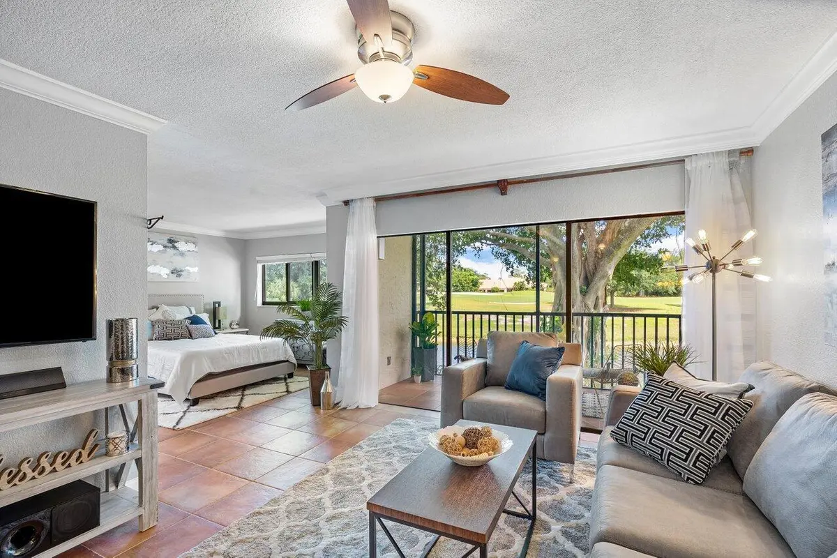 Welcome to 501 Greensward Ln! at 501 Greensward Lane 101-C, Delray Beach