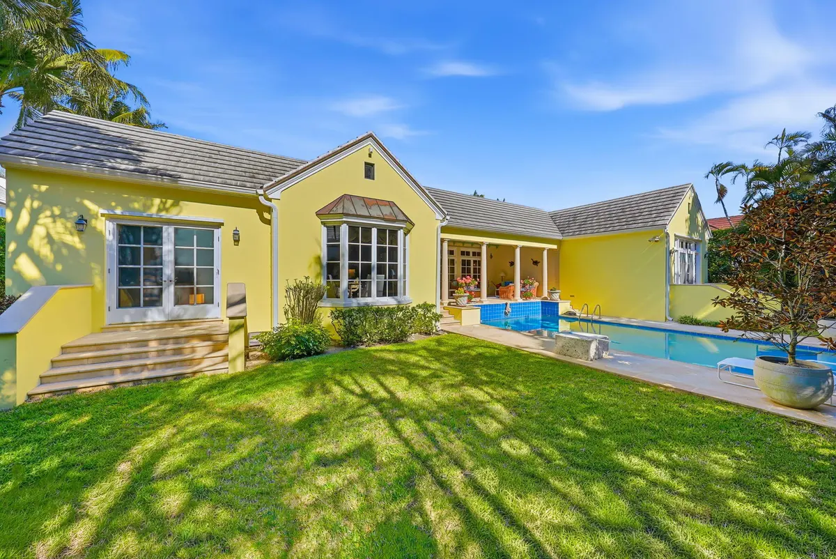 Copy of 39-web-or-mls-Z7100844-Edit at 240 Tangier Avenue, Palm Beach