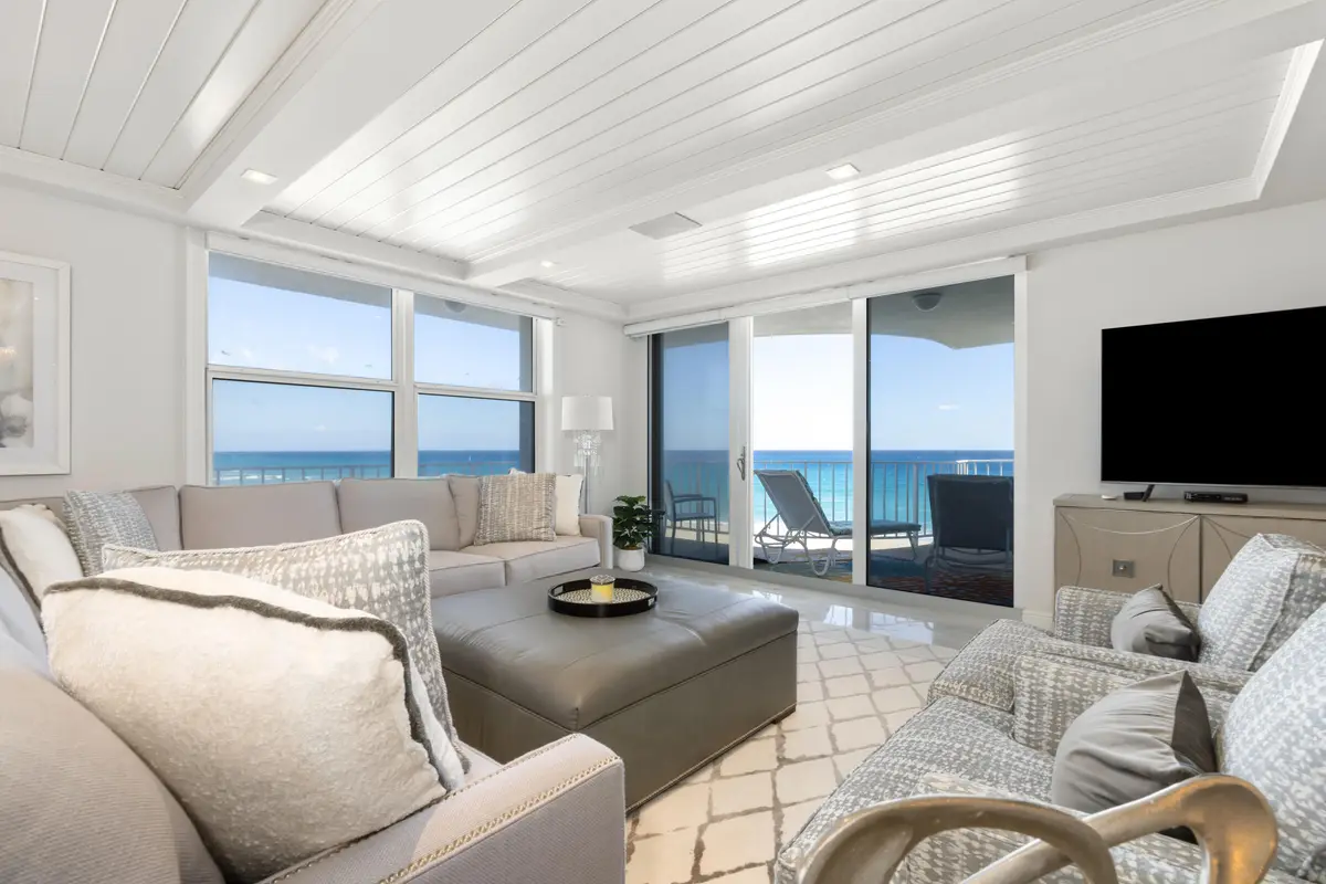 8_et6a2310 at 2295 S Ocean Boulevard 625, Palm Beach