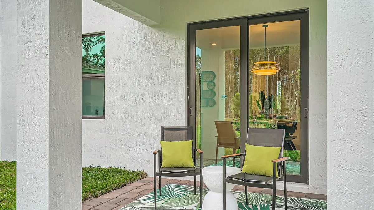 Galen Model covered patio at 6520 SE Park Trace Drive, Stuart