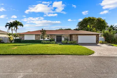 7410 Venetian Way, Lake Clarke Shores – sold