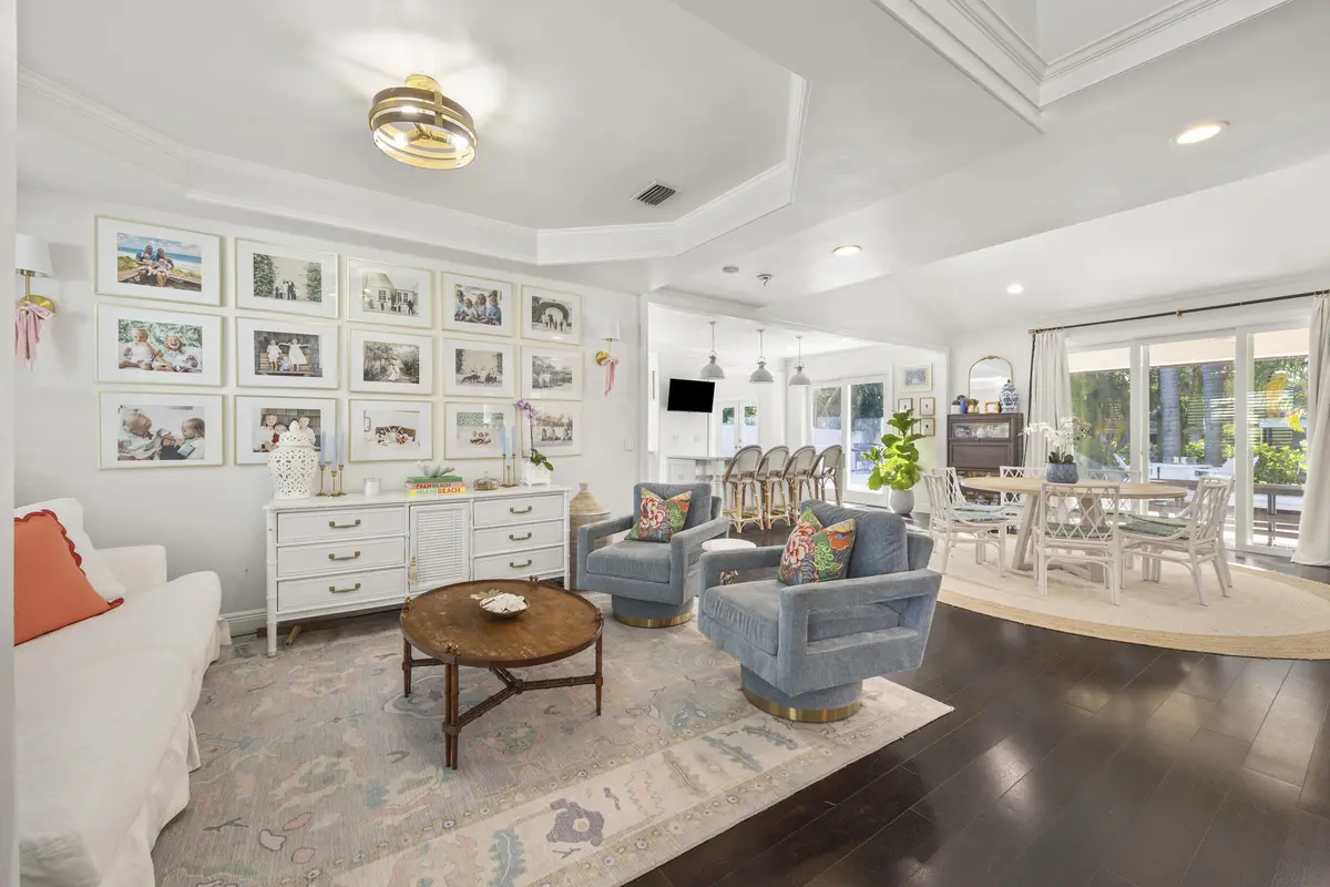 Living at 9806 SE Landing Place, Tequesta