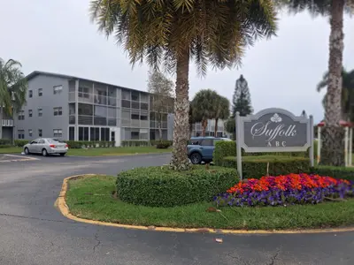 105 Suffolk C 105, Boca Raton – Condominium for sale