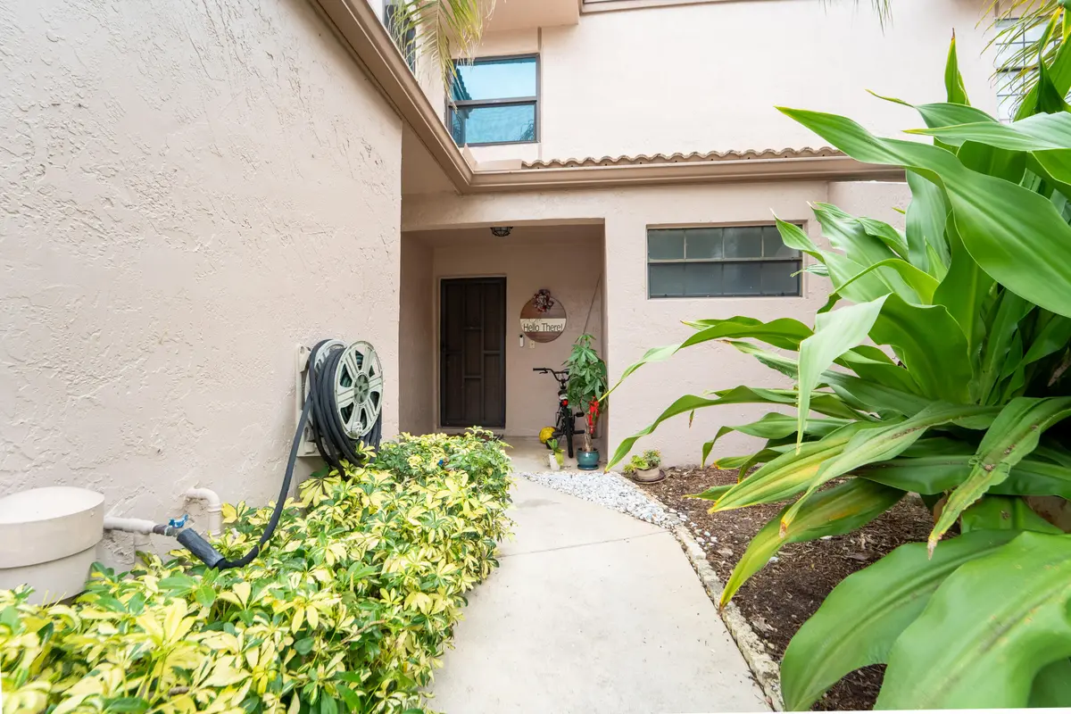 1672 Cypress Point Dr-2 at 1672 Cypress Pointe Drive 1a, Coral Springs