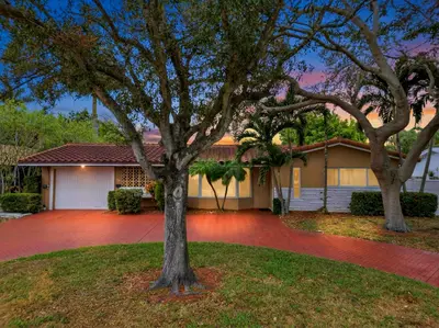 1921 NE 28th Court, Lighthouse Point – leased