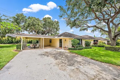 11325 Twelve Oaks Way, North Palm Beach – Single Family Residence for sale