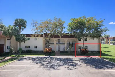 352 Lake Frances Drive, West Palm Beach – sold