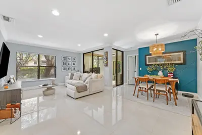 4475 Carambola Circle 27328, Coconut Creek – sold